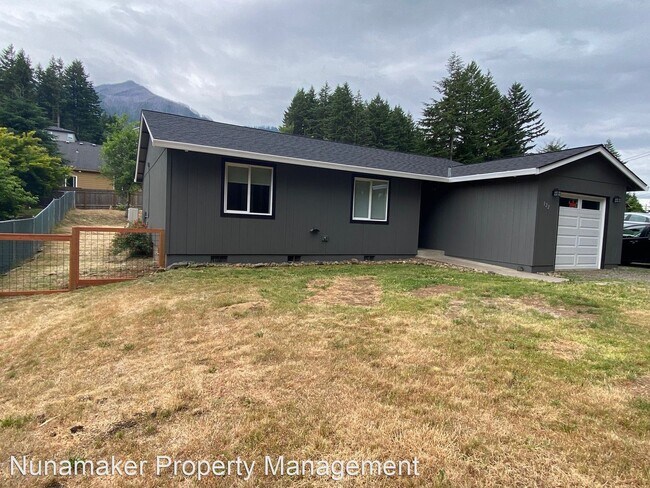 Building Photo - 3 br, 2 bath House - 822 Forest Ln