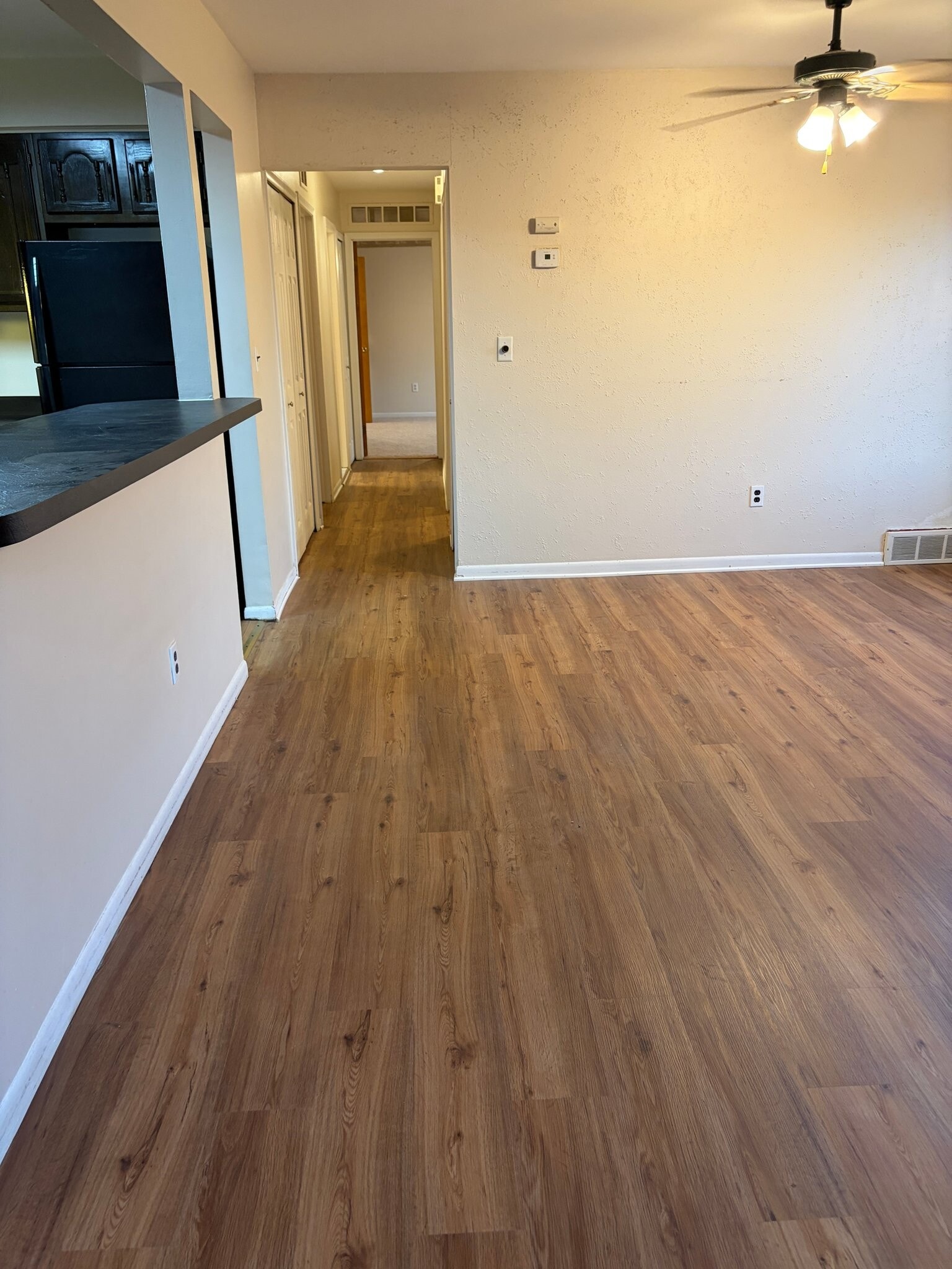 Building Photo - 41718 Bedford Dr