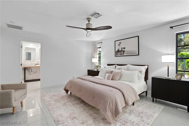 Building Photo - 155 Old Tamiami Trail