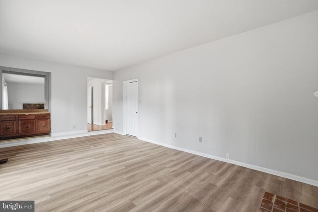 Building Photo - 9713 Waterline Dr