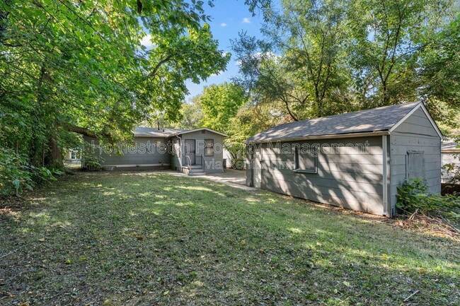 Building Photo - 10224 Lord Dr