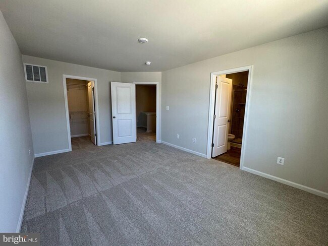 Building Photo - 1339 Cedar Vly Rd