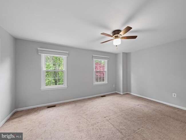 Building Photo - 7466 Towchester Ct