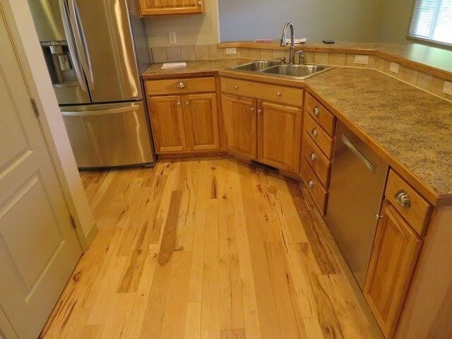 Building Photo - Impressive Home w/ 6 Bedrooms, Full Finish...