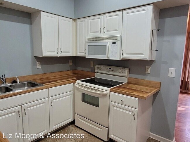 Building Photo - 3 br, 2.5 bath House - 1512 Creek Court