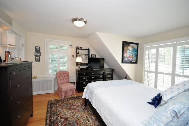 Building Photo - 150 Hubbard St