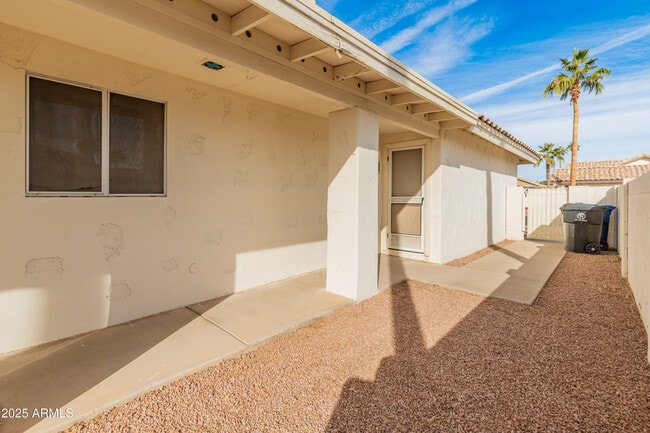 Building Photo - 14543 W Bison Path
