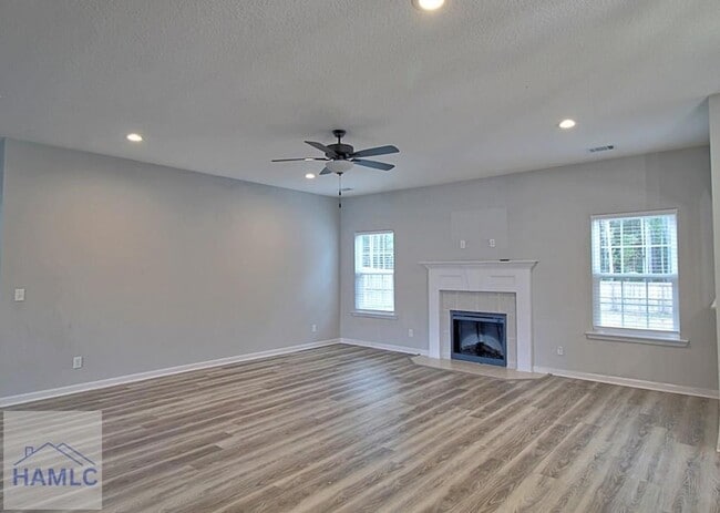 Building Photo - 39 Herty Ln