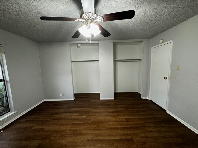 Bedroom 1 Closet - 1711 Iris Cir