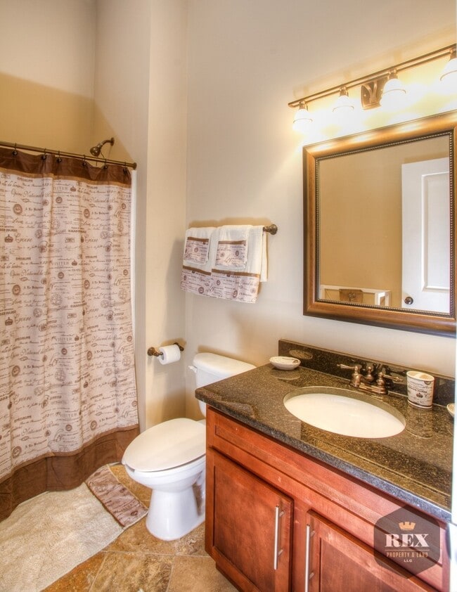Building Photo - 1-Bedroom Loft, Furnished or Unfurnished ,...