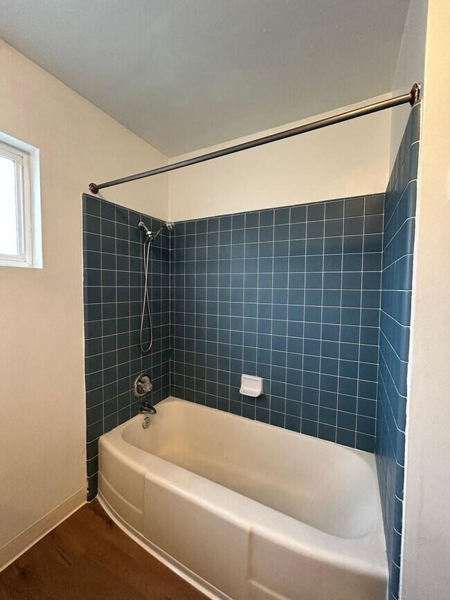 Building Photo - 5074 La Dorna St