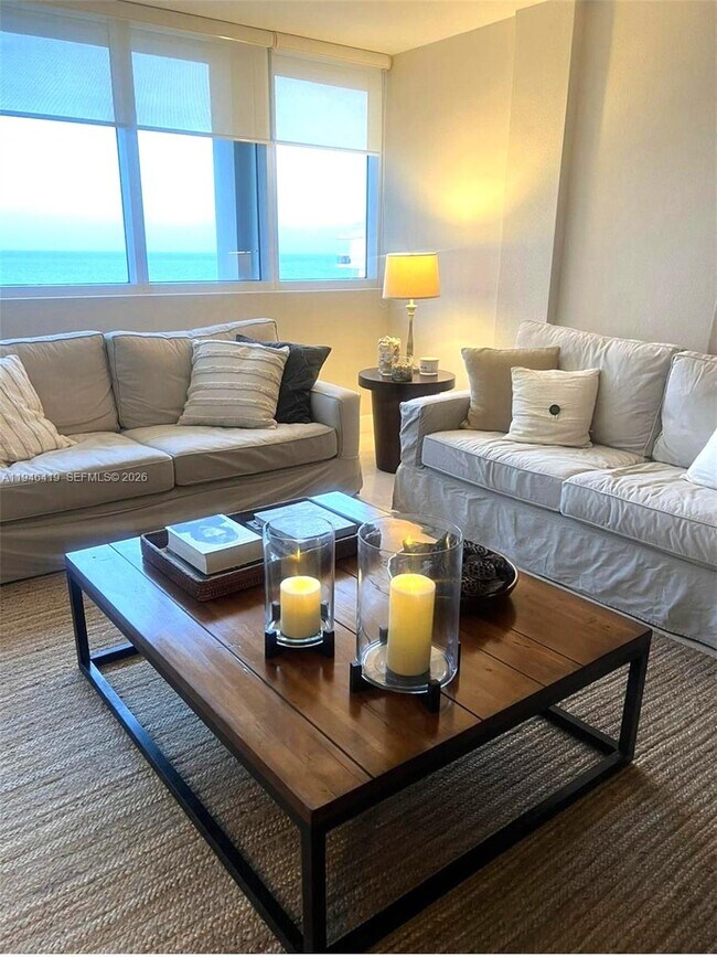 Building Photo - 10275 Collins Ave