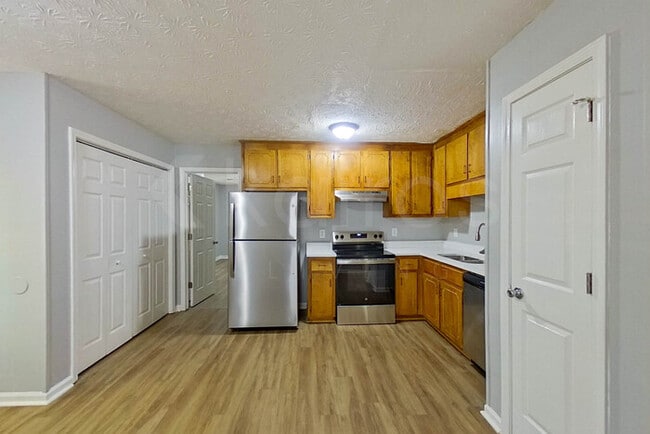 Building Photo - 100 Beaver Pointe Dr