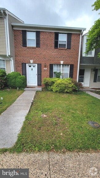 Building Photo - 41 Benton Ct