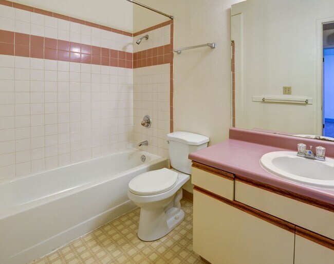 Building Photo - 1631 19th St