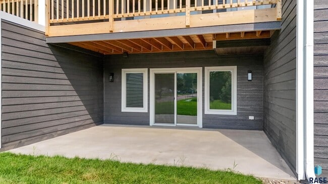 Building Photo - 1113 S Foss Ave