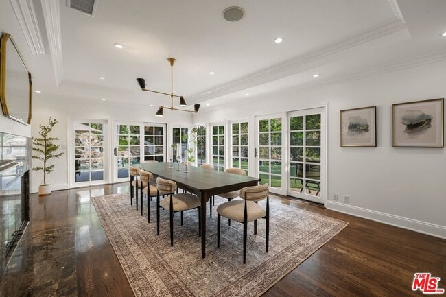 Building Photo - 9023 Alto Cedro Dr