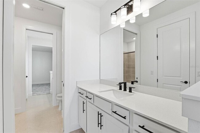 Building Photo - 6962 Jared Oaks Dr