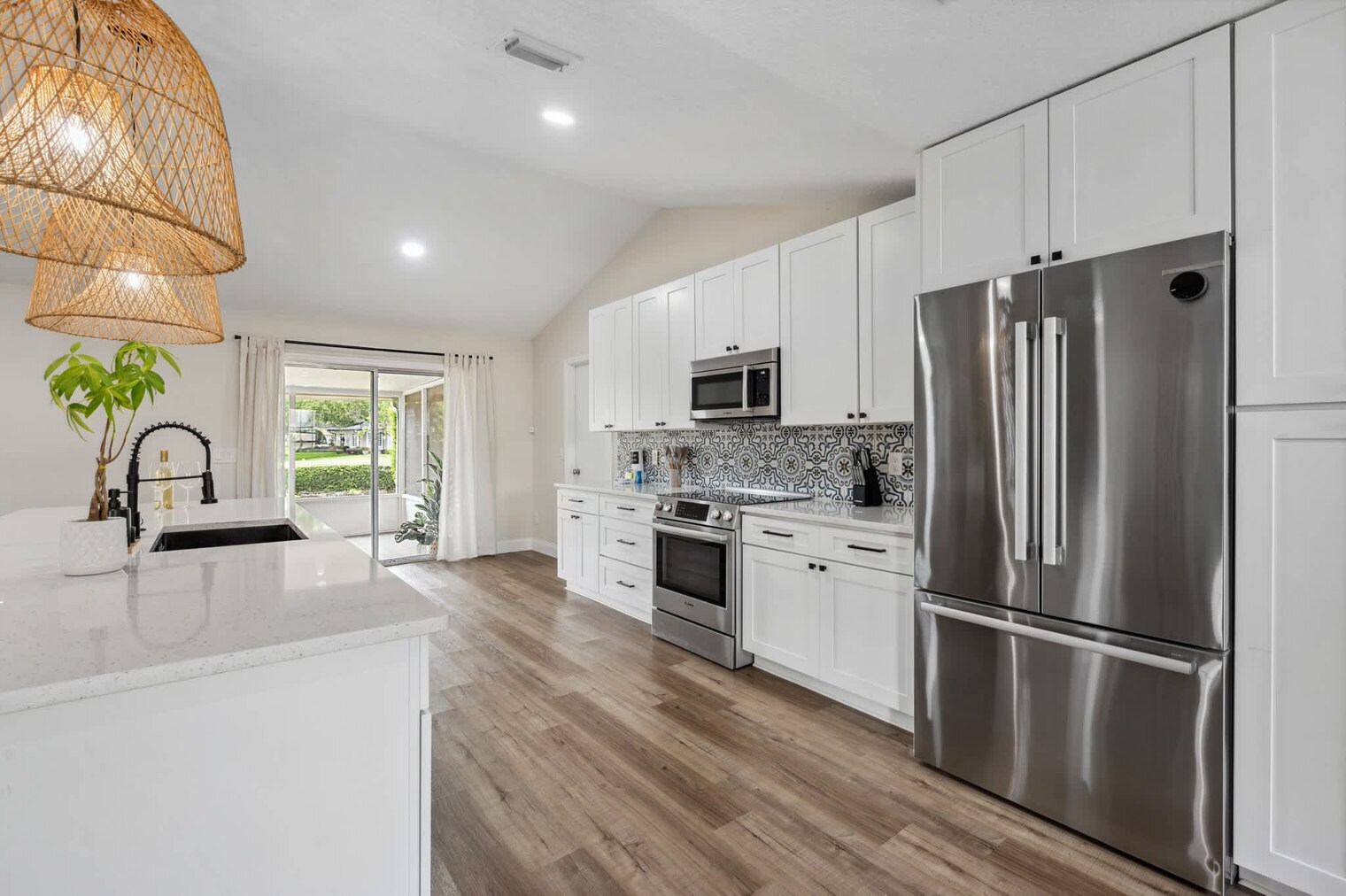 Building Photo - 4520 Lake Gem Cir