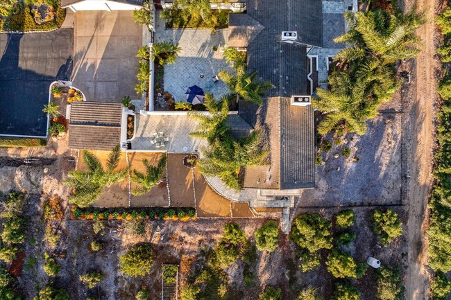 Building Photo - 6060 La Goleta Rd