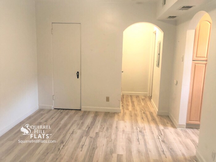 Building Photo - 5712 Phillips Ave