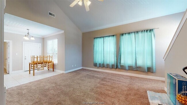 Building Photo - 801 Luther W St