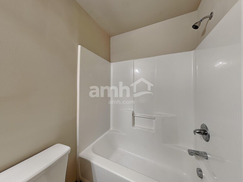Building Photo - 658 Sweet Ashley Way