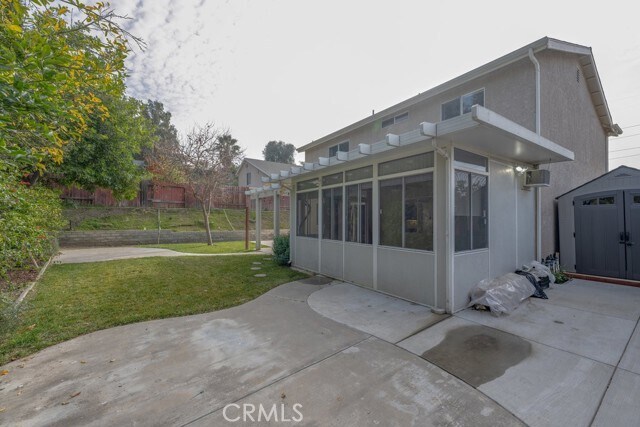 Building Photo - 12200 Crest Ave