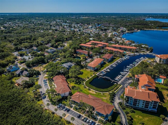 Building Photo - 1805 Mariner Dr