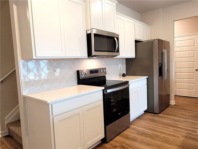 Building Photo - 310 Sound Cir