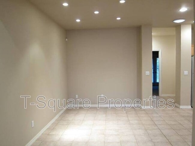 Building Photo - 21723 12th Ave W