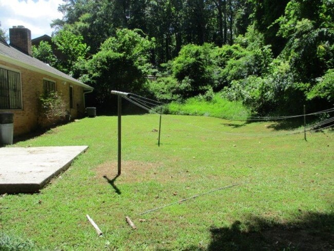 Building Photo - 2032 Rector Dr SW