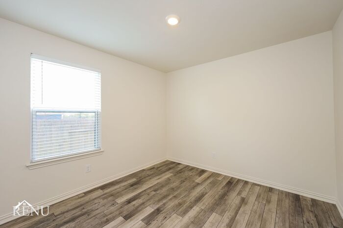 Building Photo - 2906 Citron Garden