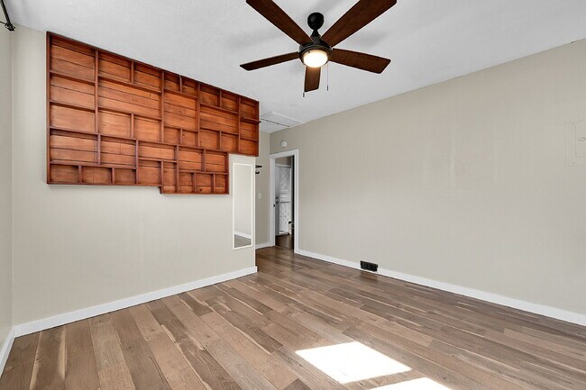 Building Photo - $1,995.00 - 3 Bedrooms, 2 Bathrooms, Single Family Home in Colorado Springs with Fenced Yard!