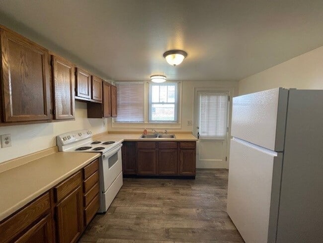 Building Photo - CHARMING MAIN LEVEL 1 BEDROOM APT NEAR THE LOVELY MARYVILLE COLLEGE CAMPUS