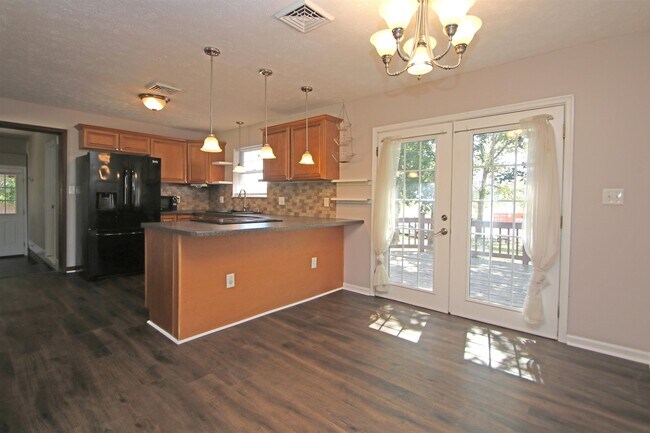 Building Photo - 3404 Friedens Church Rd