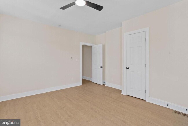 Building Photo - 2742 W Montgomery Ave