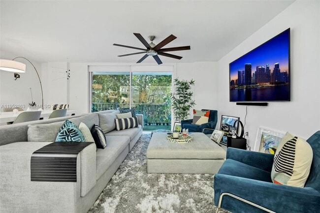 Building Photo - 6801 Indian Creek Dr