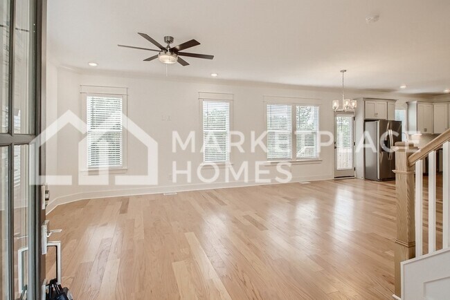 Building Photo - 518 Yokley Rd