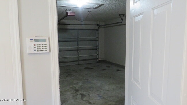 Building Photo - 1823 Sunchase Ct