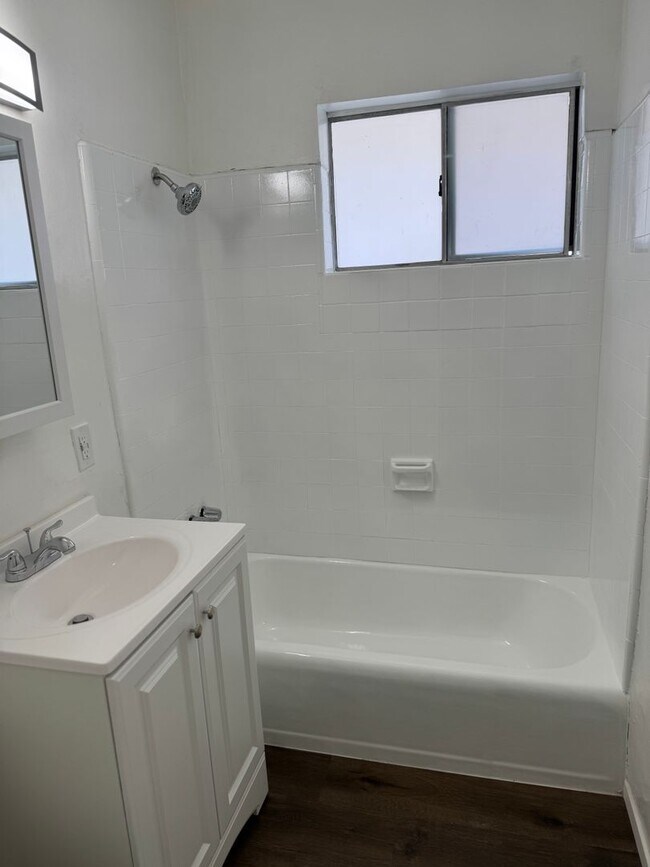 Building Photo - 6632 Indiana St