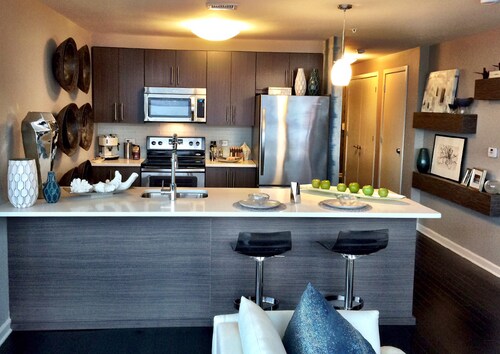 Building Photo - 8 Pershing Rd