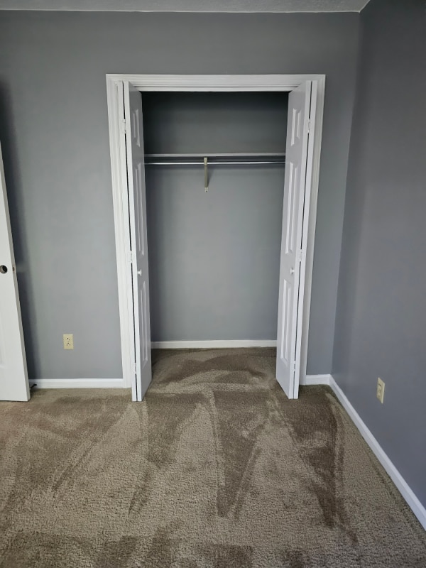 Building Photo - 611 Spring Hill Rd