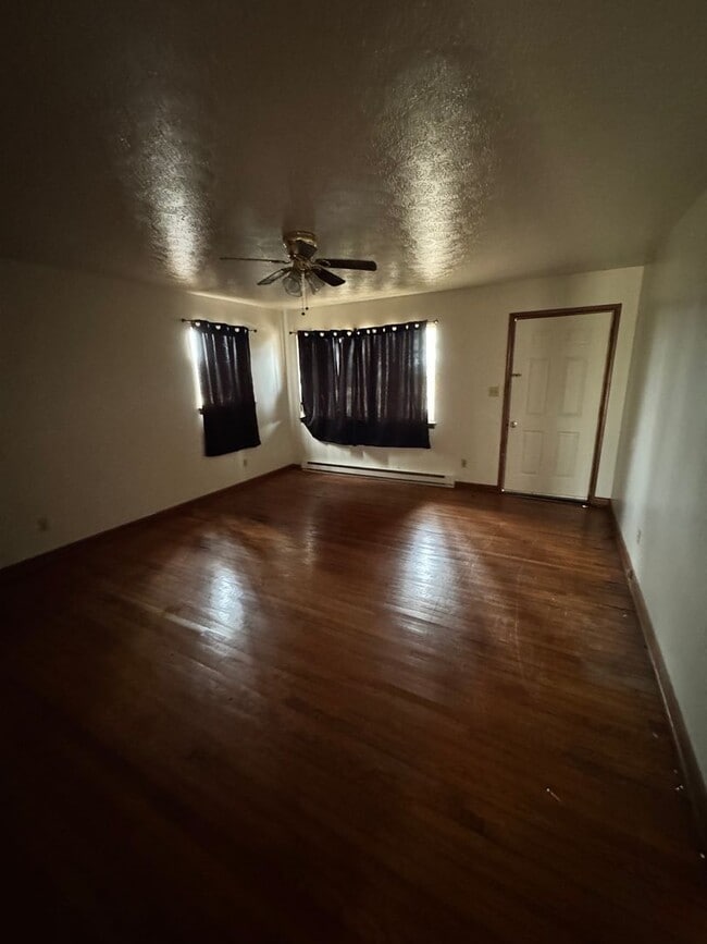 Building Photo - 2/1 outside city limits of Shelby, NC