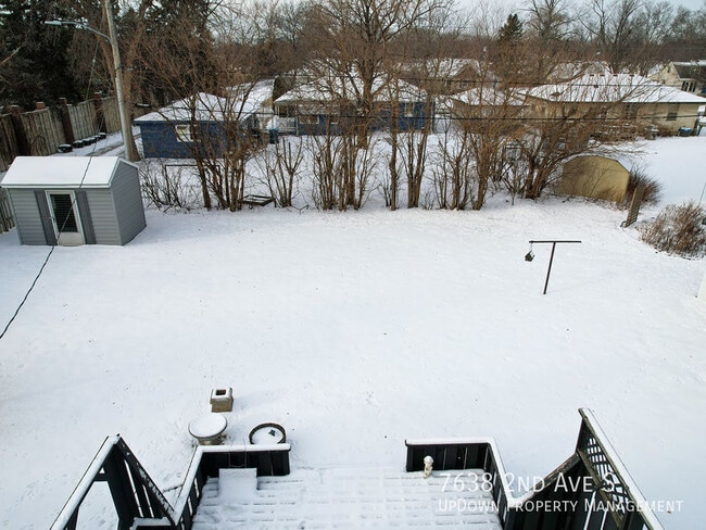 Building Photo - 7638 2nd Ave S