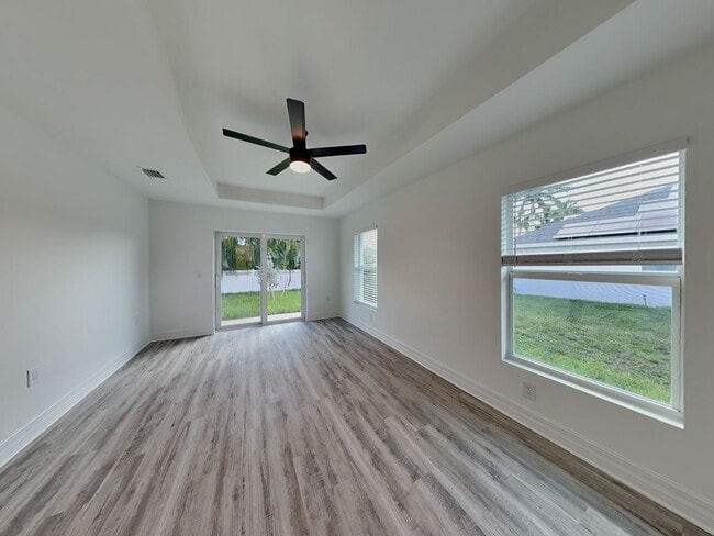 Building Photo - 3118 NW 18th Terrace