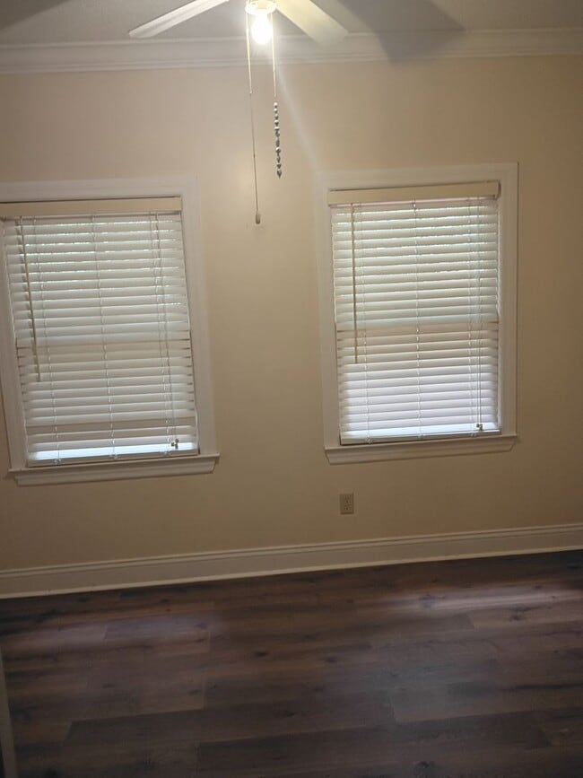 Building Photo - 4437 Old Hickory Ln