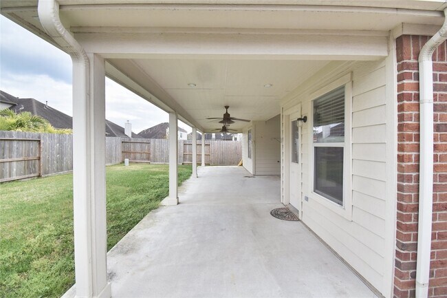 Building Photo - 30315 Castle Forest Dr