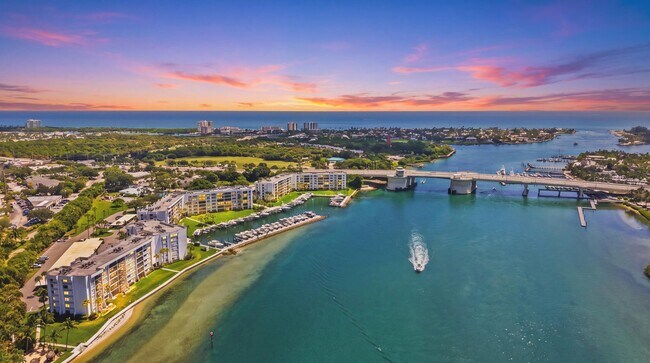 Building Photo - 1748 Jupiter Cove Dr