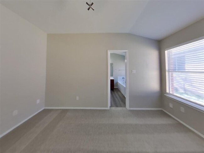 Building Photo - 1411 Catalina Dr